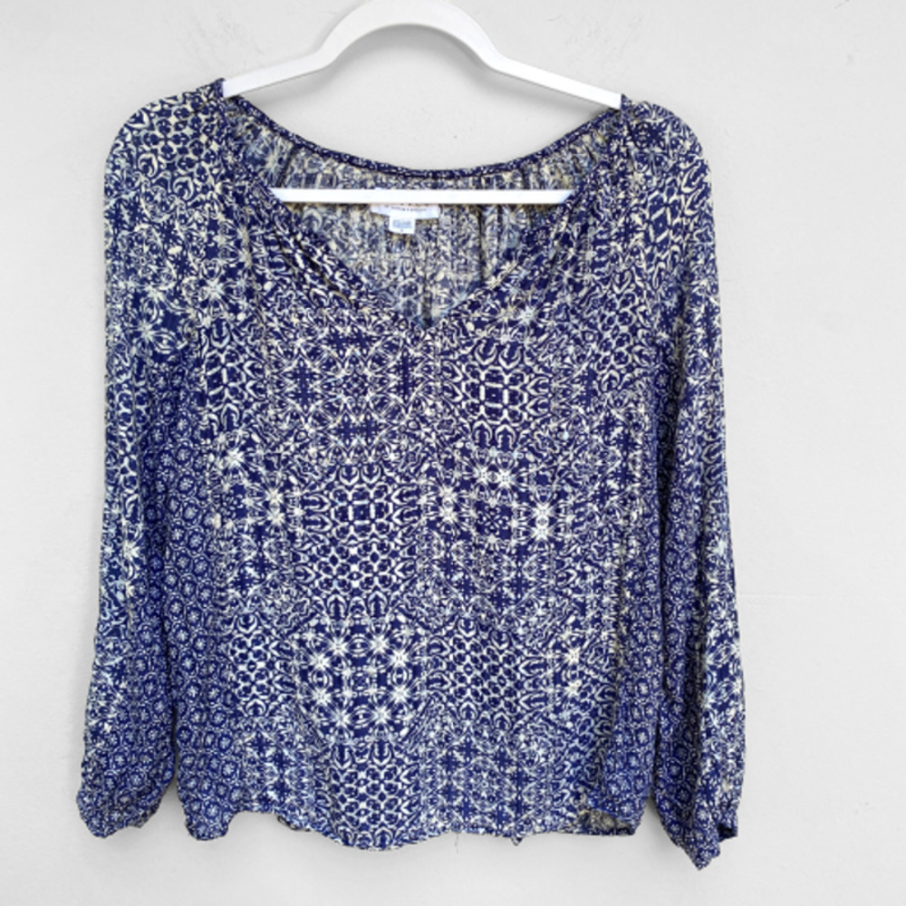 Velvet Graham & Spencer Blue White Contrasting Patterned Peasant Shirt USA Small